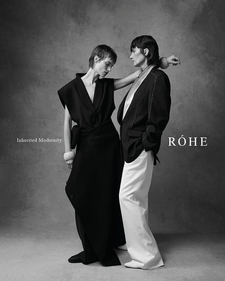 Vêtements Róhe Femme chez Lesthete, présentant des coupes épurées, des matières premium et une esthétique minimaliste contemporaine.