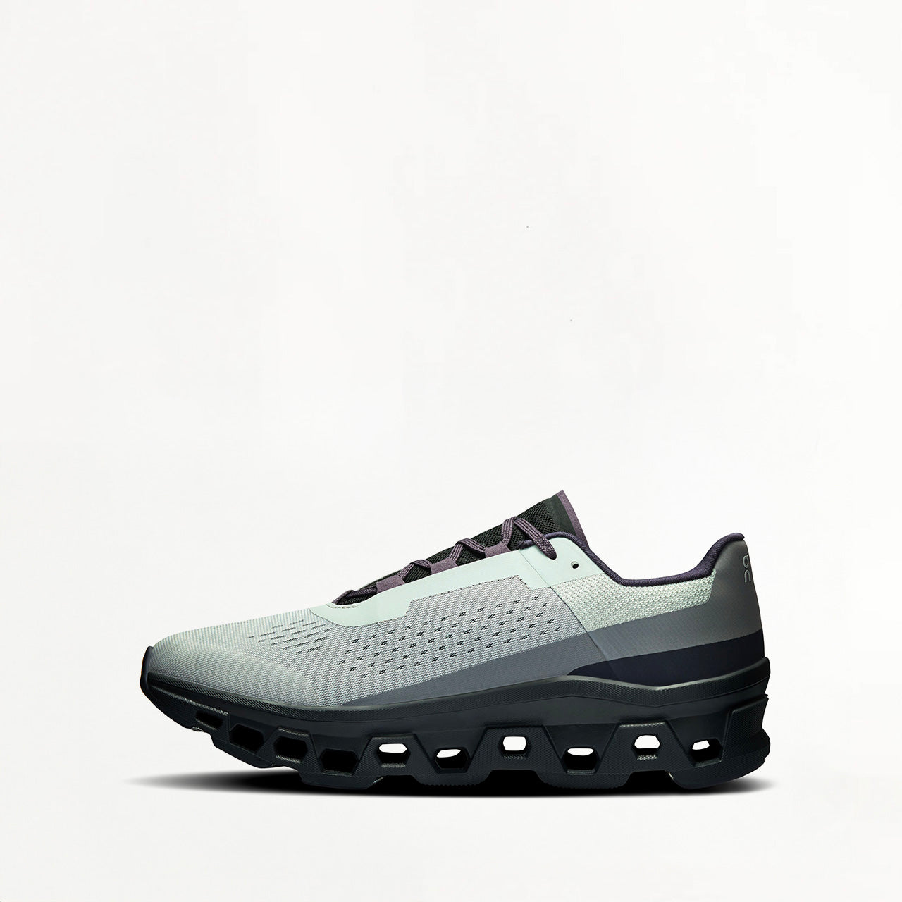 Sneaker Running On Cloudmonster Glacier Noir