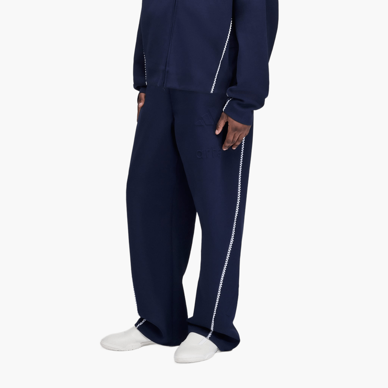 Pantalon Z.N.E. Adidas x Arte Bleu