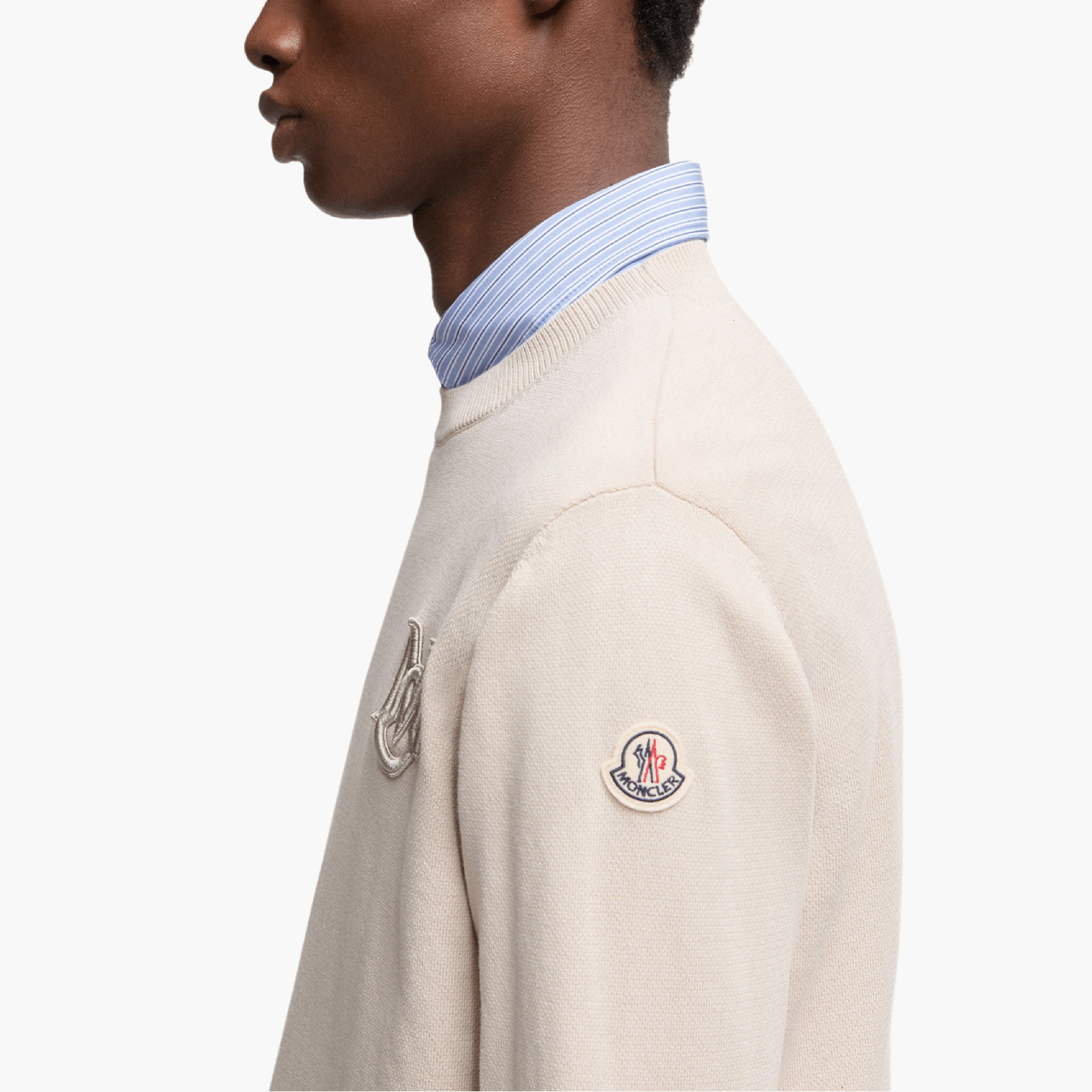 Pull Moncler monogramme brodé beige