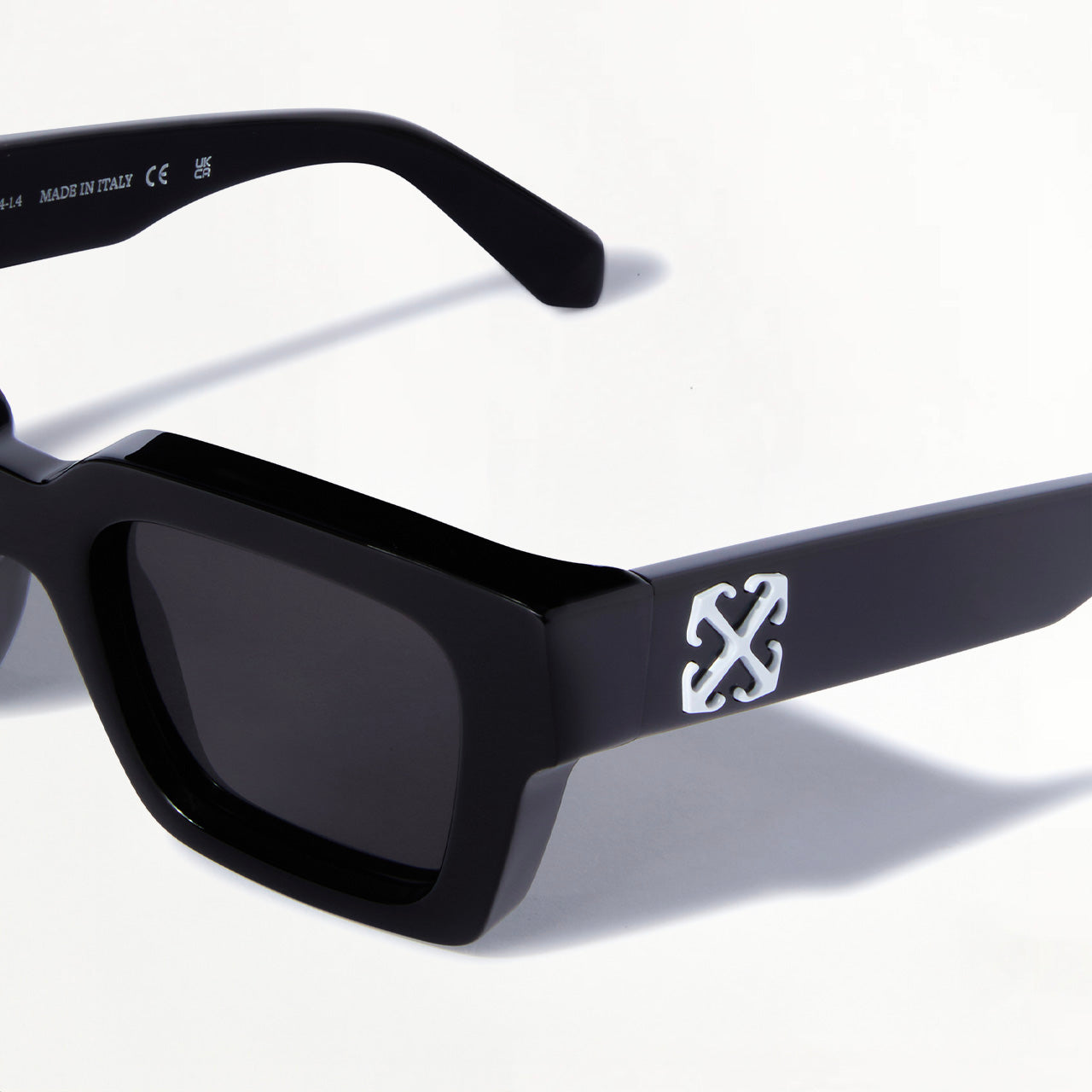 Lunettes de Soleil Off-White Virgil Black