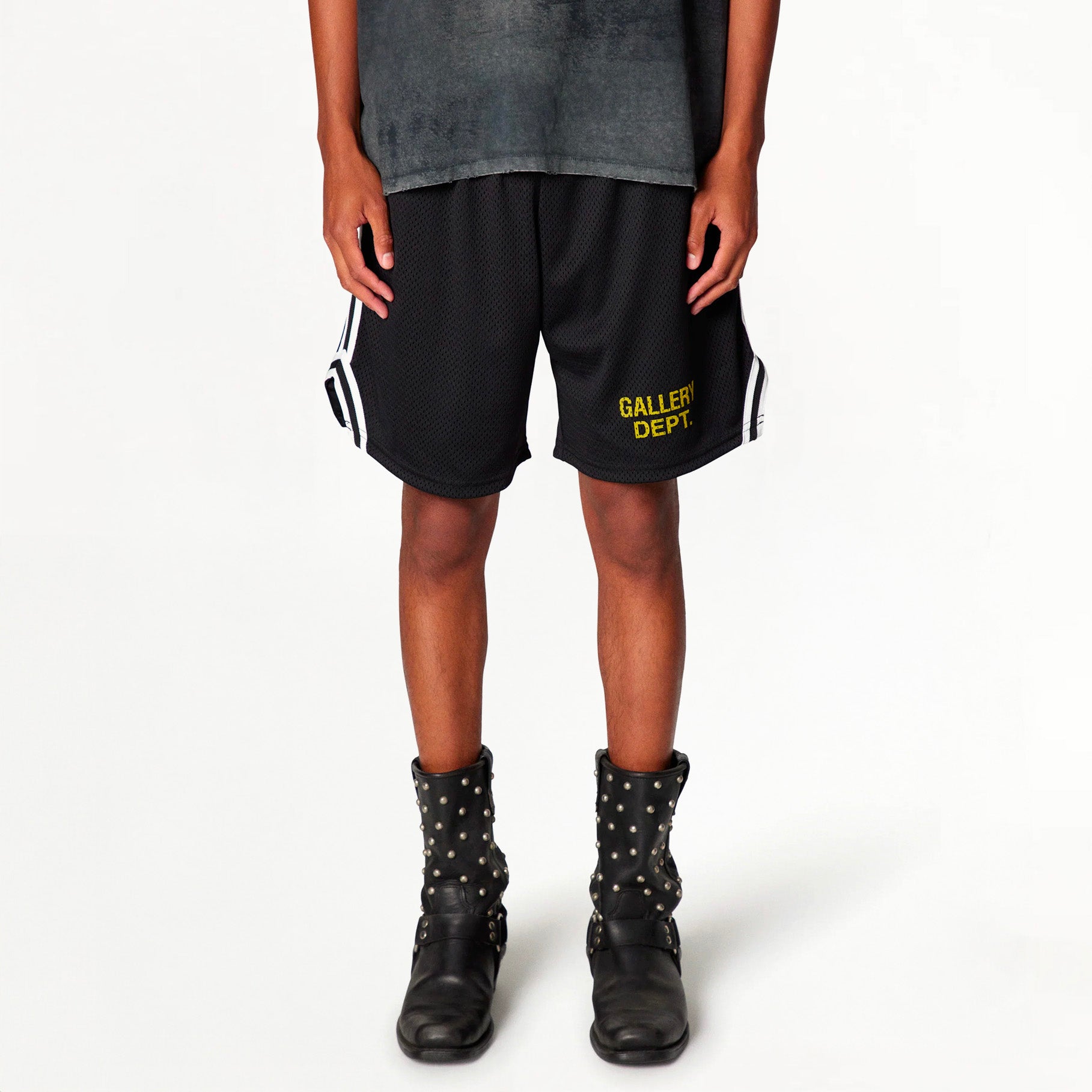 Short Gallery Dept Venice Court Noir