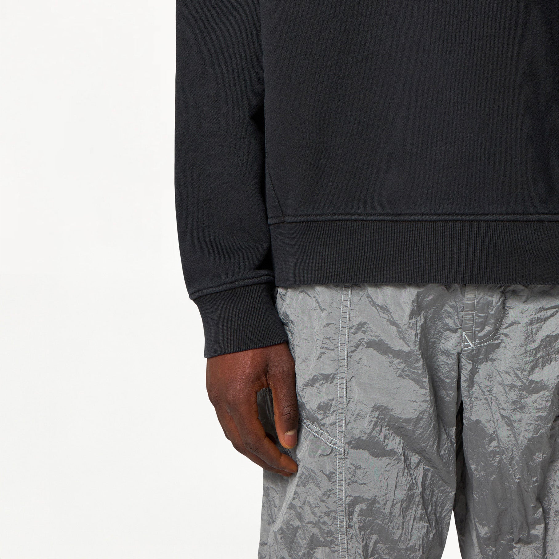 Stone Island Crew Neck Sweatshirt in Organic Cotton 6100032 Black