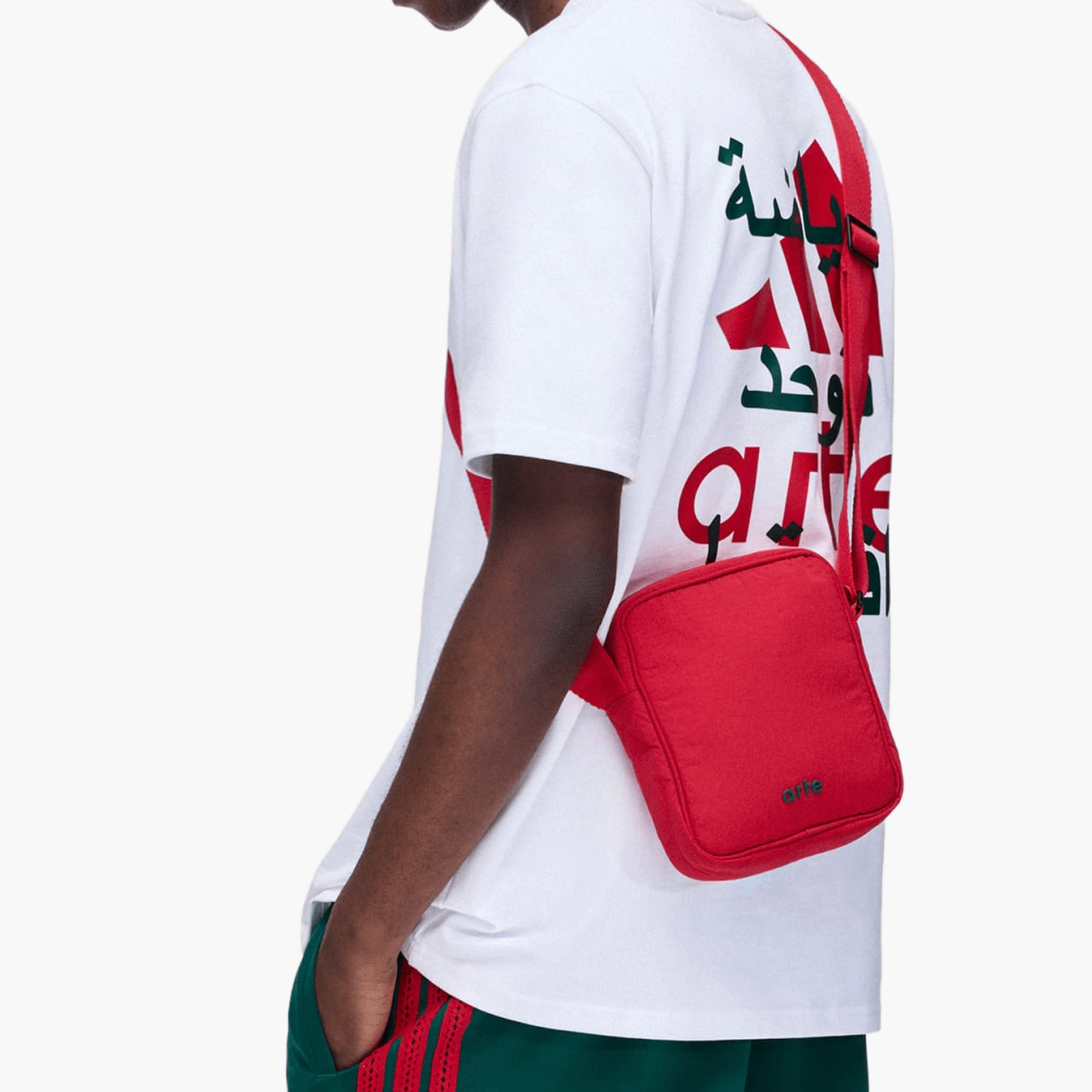 Sacoche Adidas x Arte Antwerp Rouge