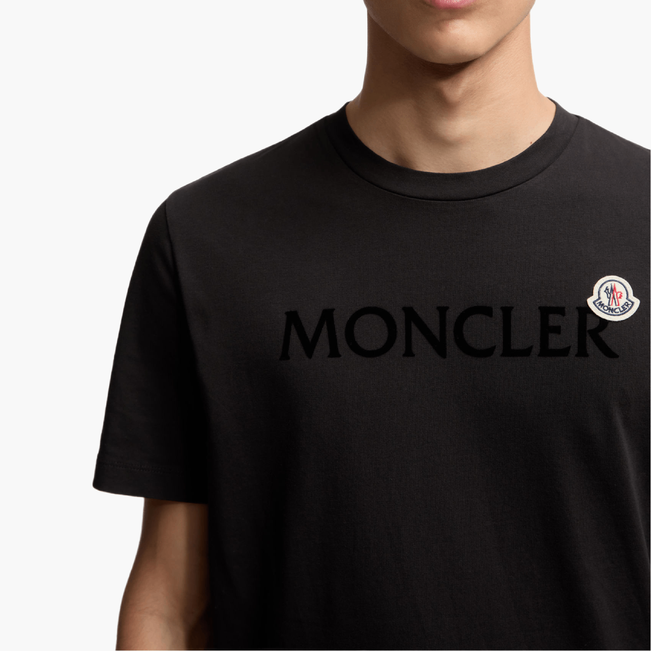 T-Shirt Moncler logo floqué noir