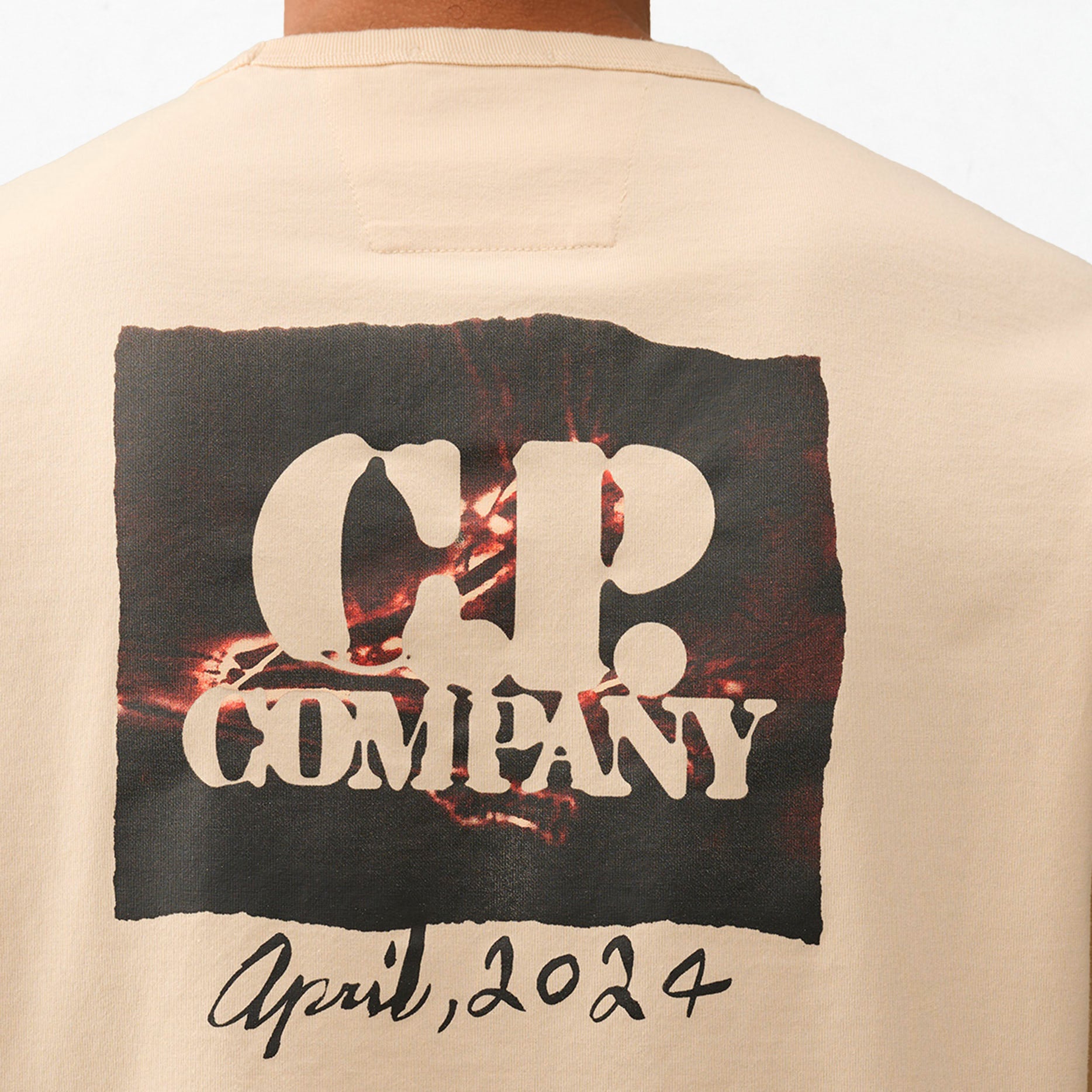 T-shirt Cp Company Graphique 30/2 Beige