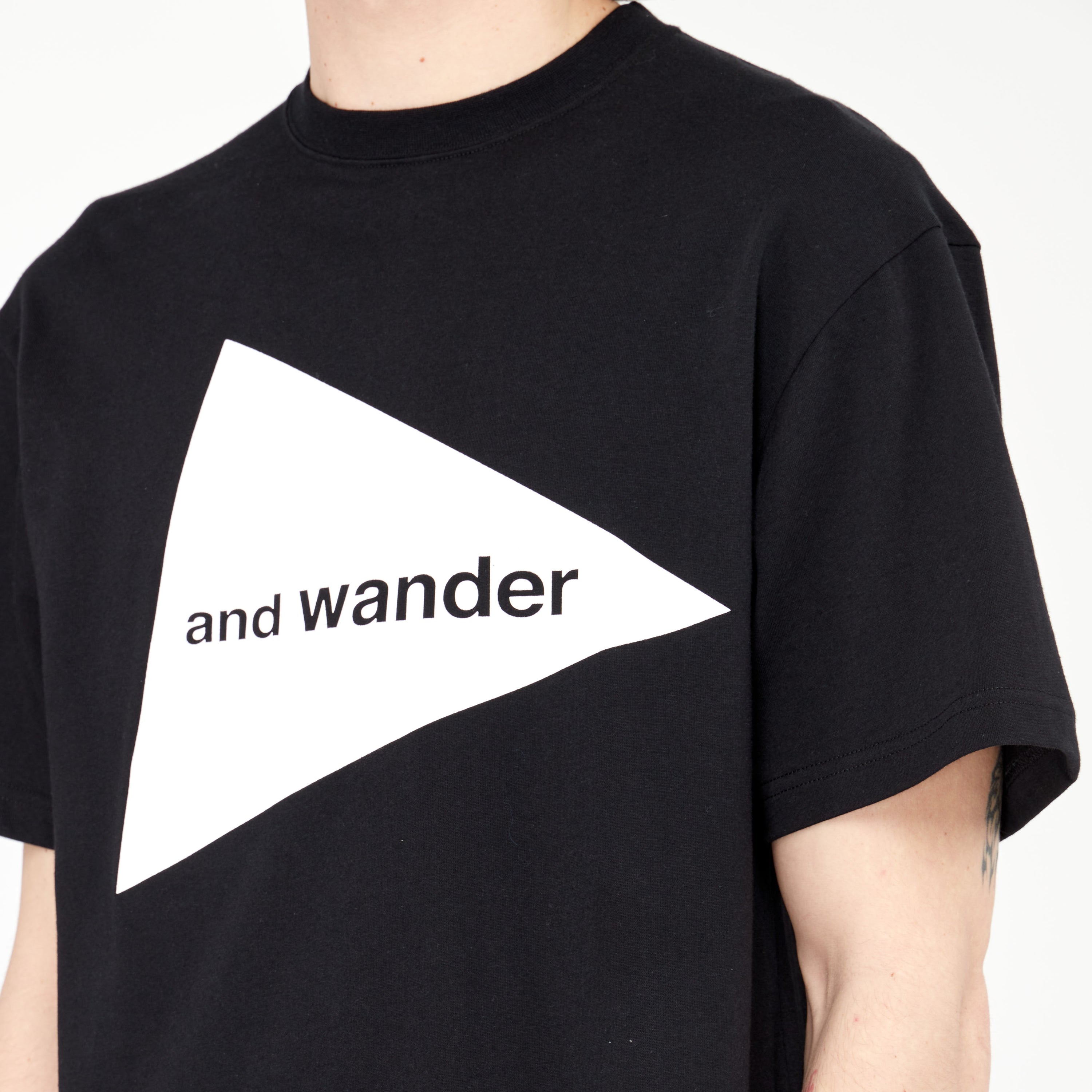 T-shirt And Wander Logo Noir