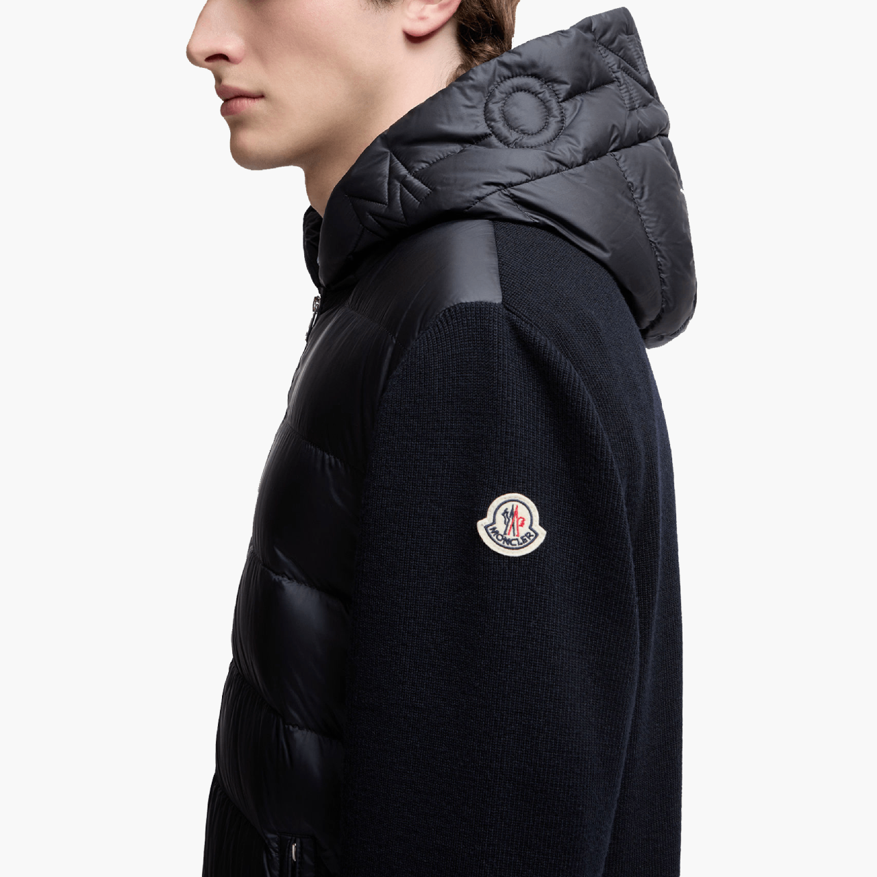 Cardigan Moncler zippé matelassé bleu