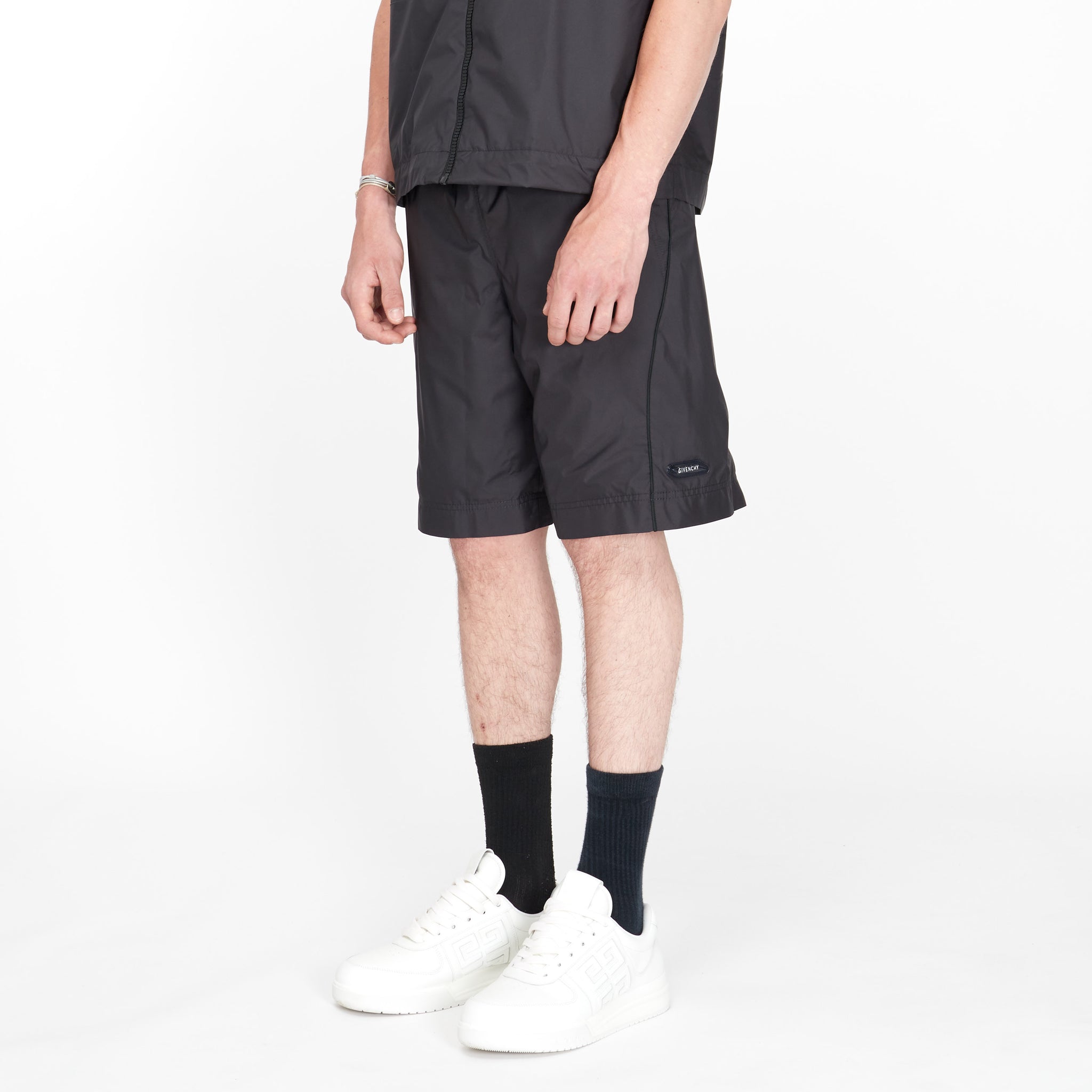 Short Givenchy TK-MX