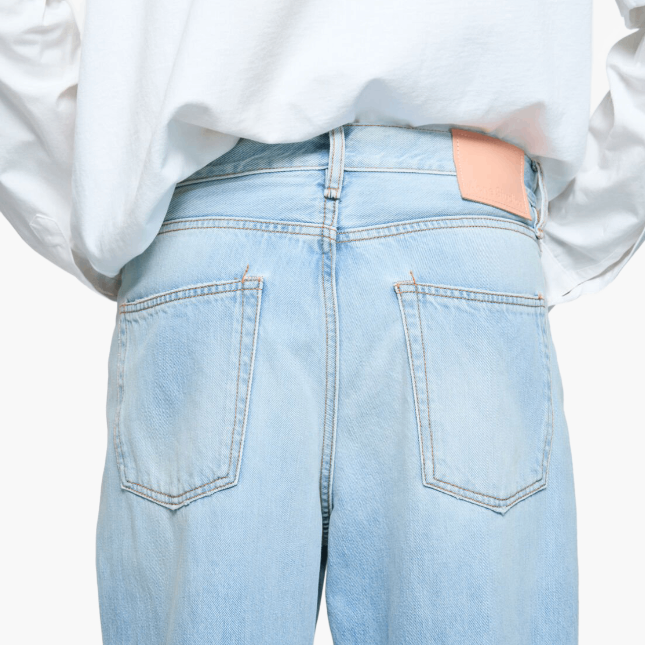 Jean 1981 loose baggy — Light Blue Vintage