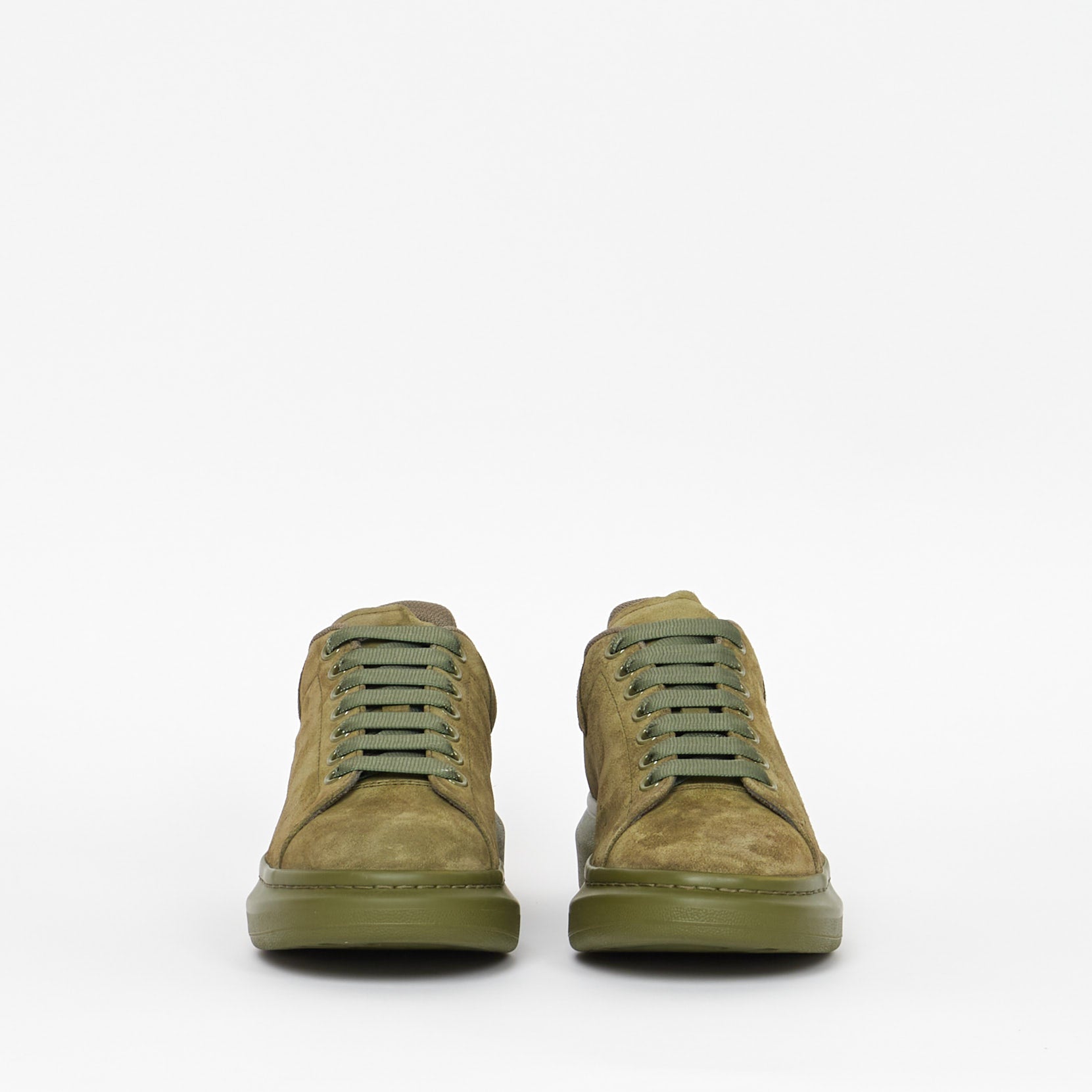 Sneakers McQueen Oversize en Suède Kaki