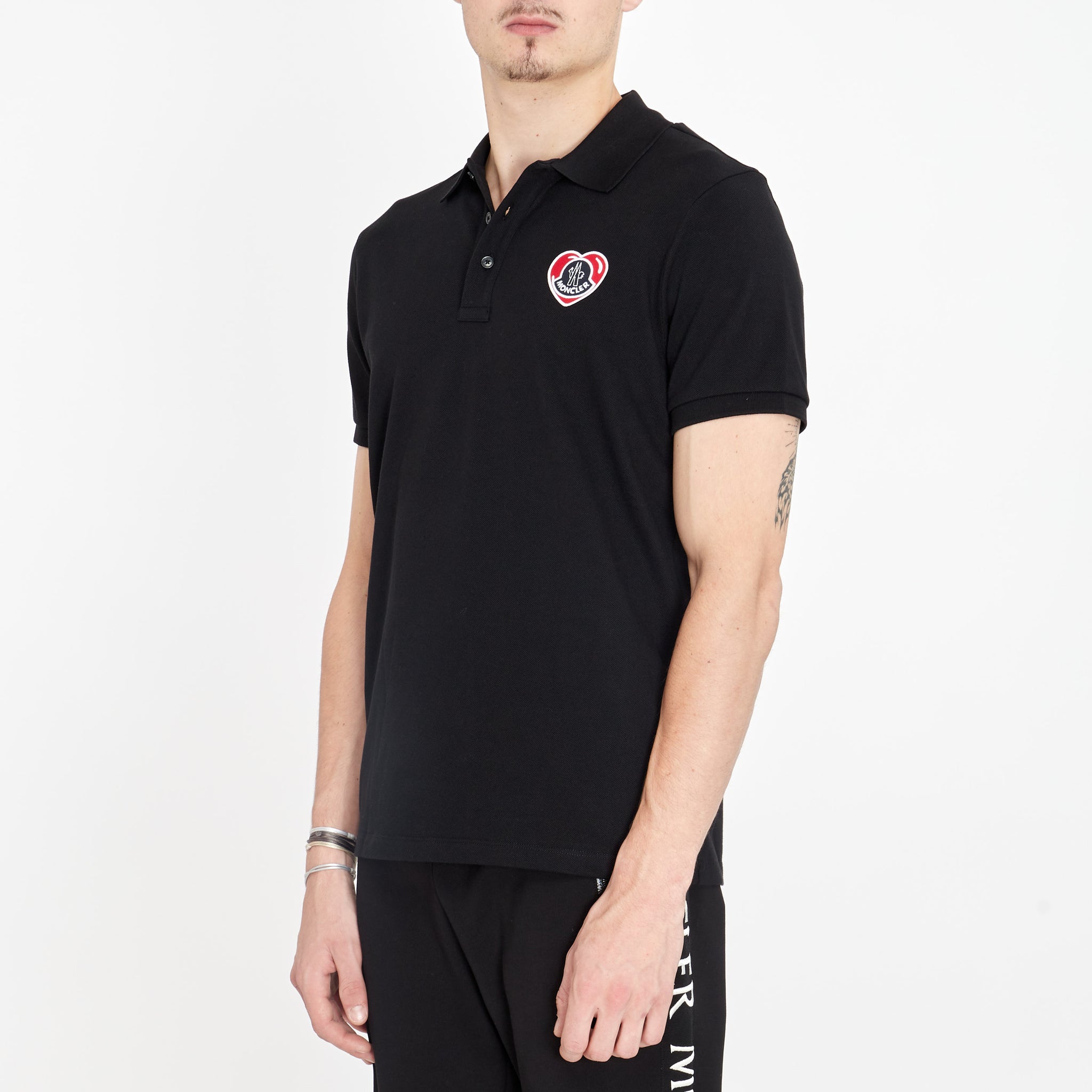 Polo Moncler à Macaron Coeur Noir