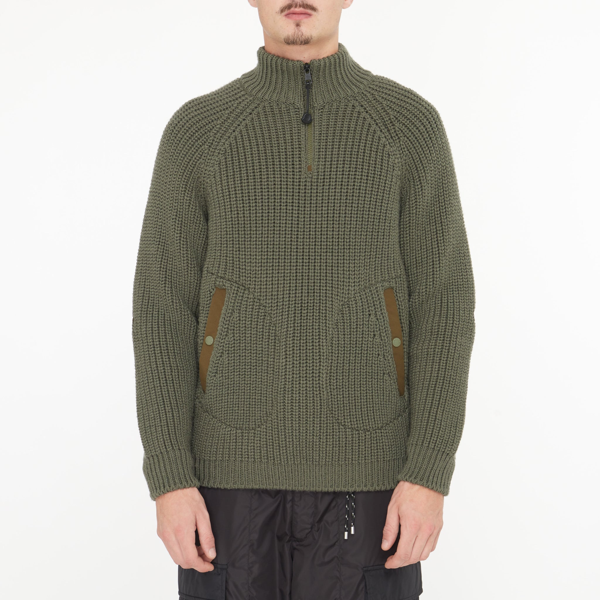 Pull Moncler X Pharrell Williams en maille Kaki