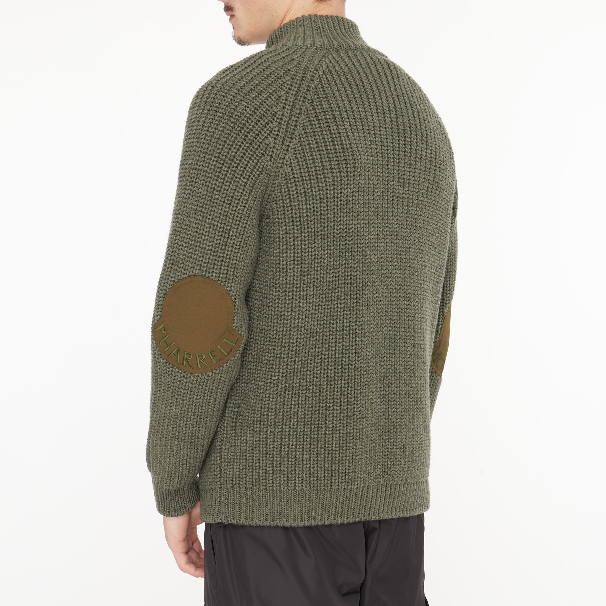 Pull Moncler X Pharrell Williams en maille Kaki