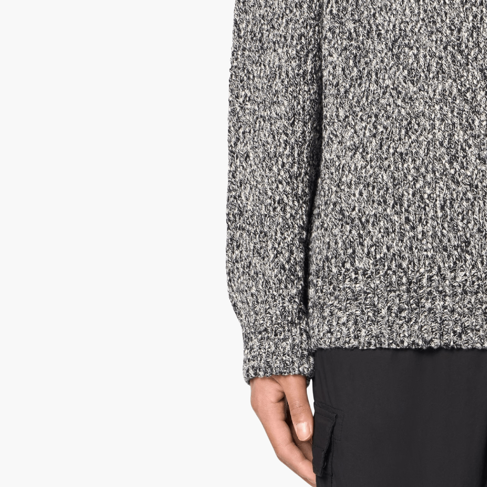 Pull ras-du-cou ample en coton moucheté