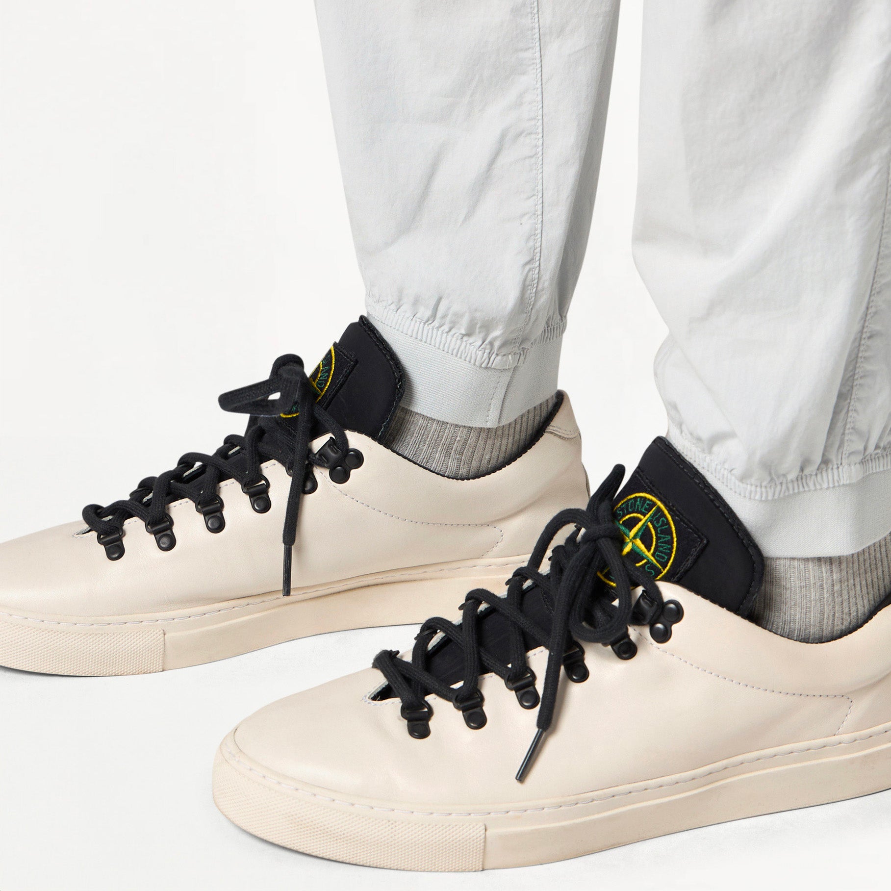 Stone Island Stretch Cotton Tela Paracadute Trousers 3100031 Pearl