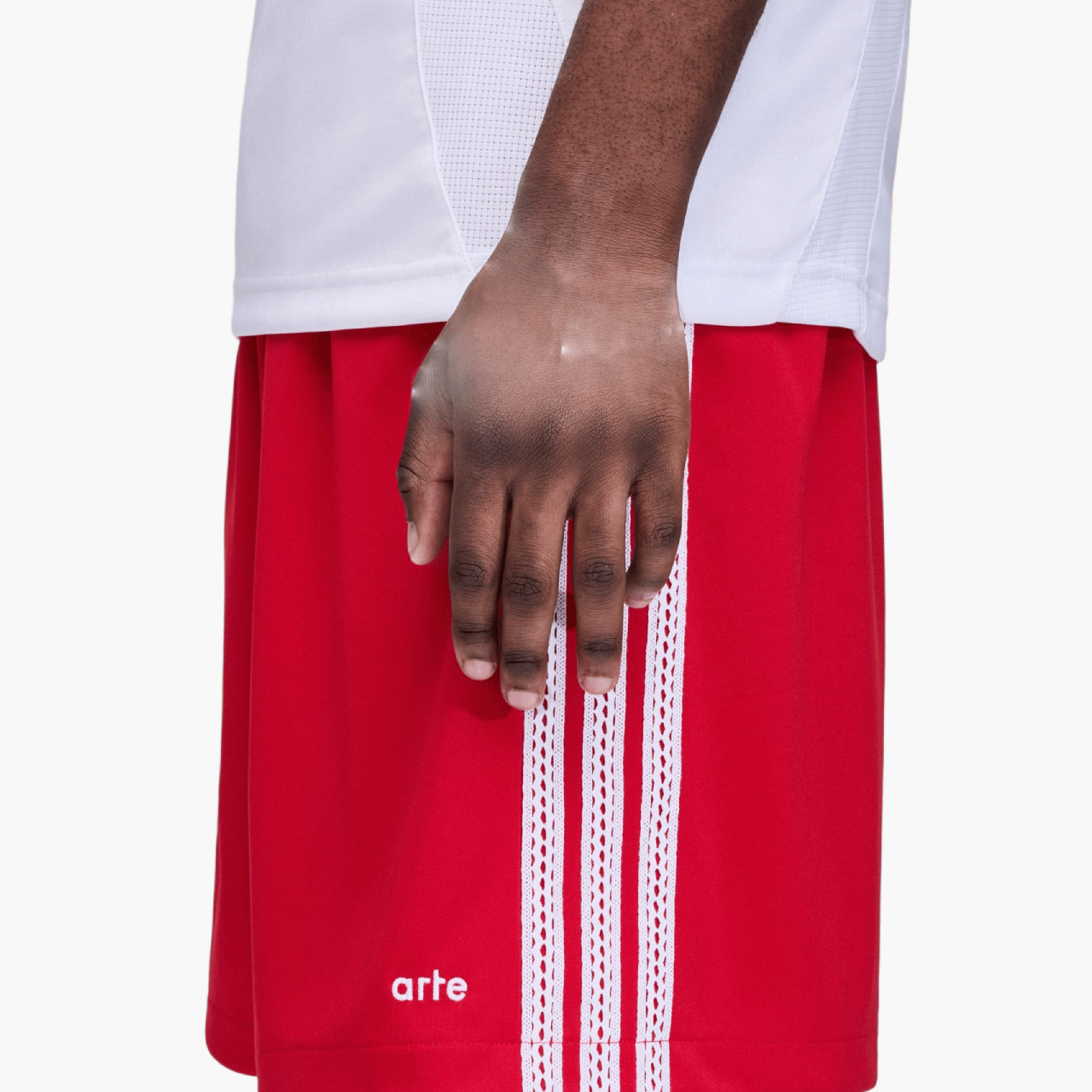 Short Adidas x Arte Antwerp Rouge