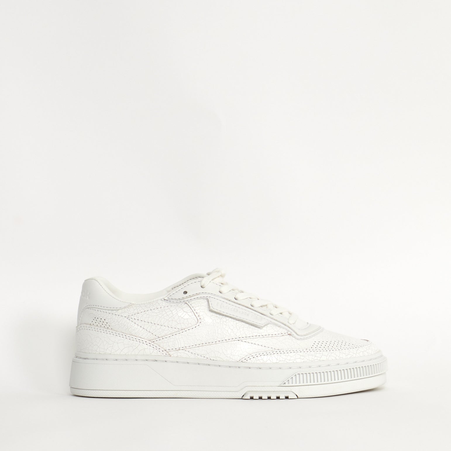Sneakers Reebok LTD Club C Cuir Craqué Blanche