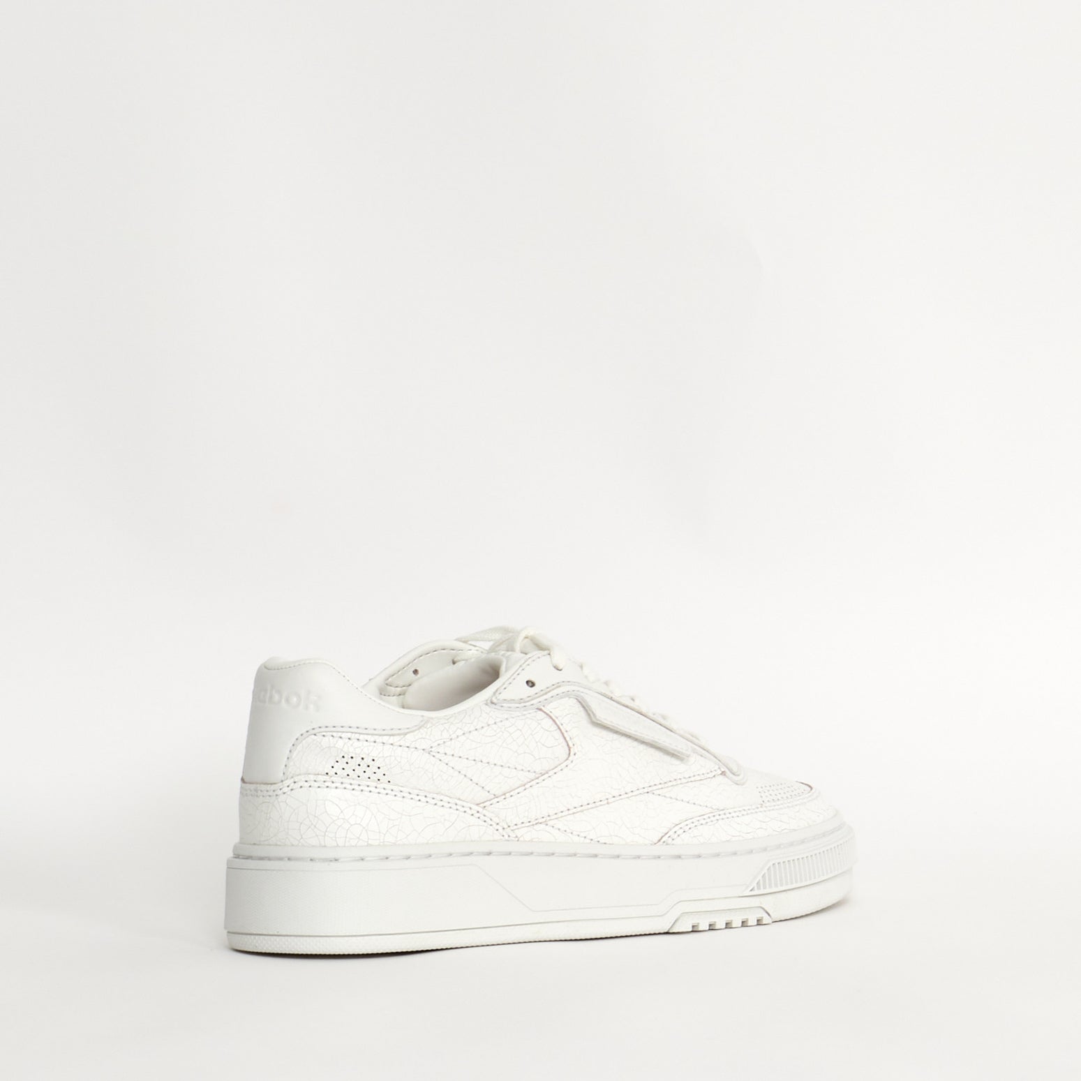 Sneakers Reebok LTD Club C Cuir Craqué Blanche