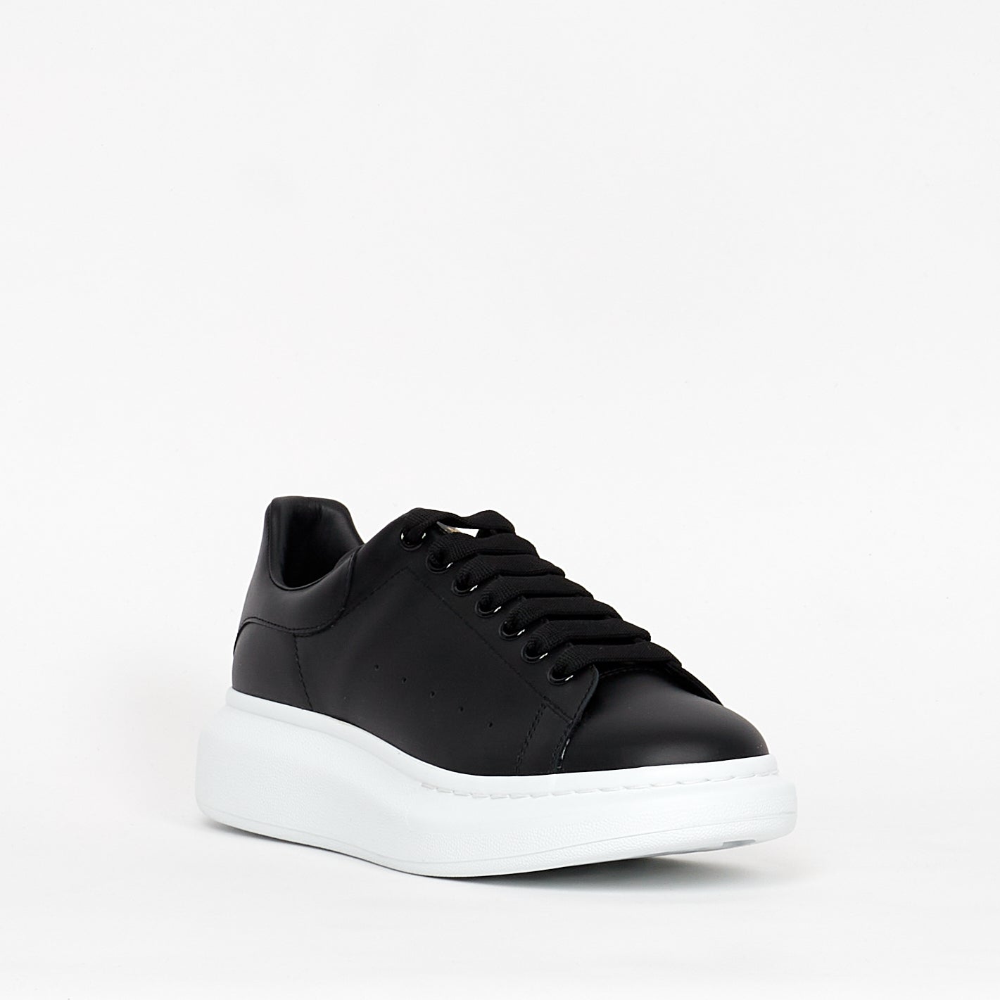 Sneaker Oversize Noir et Blanche