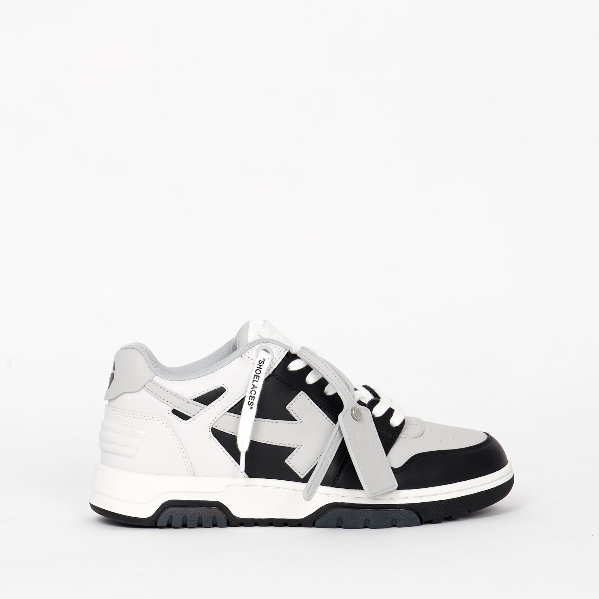 Sneaker Out Of Office Noir et Blanche - Lesthete off-white