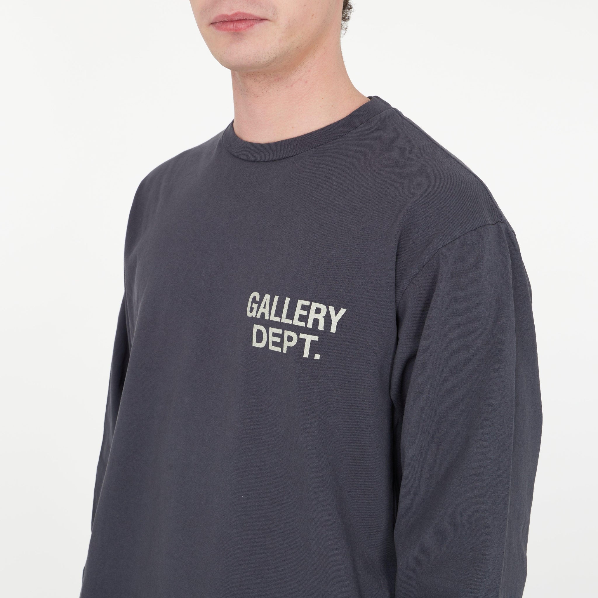 Souvenir Long Sleeve Tee - Lesthete